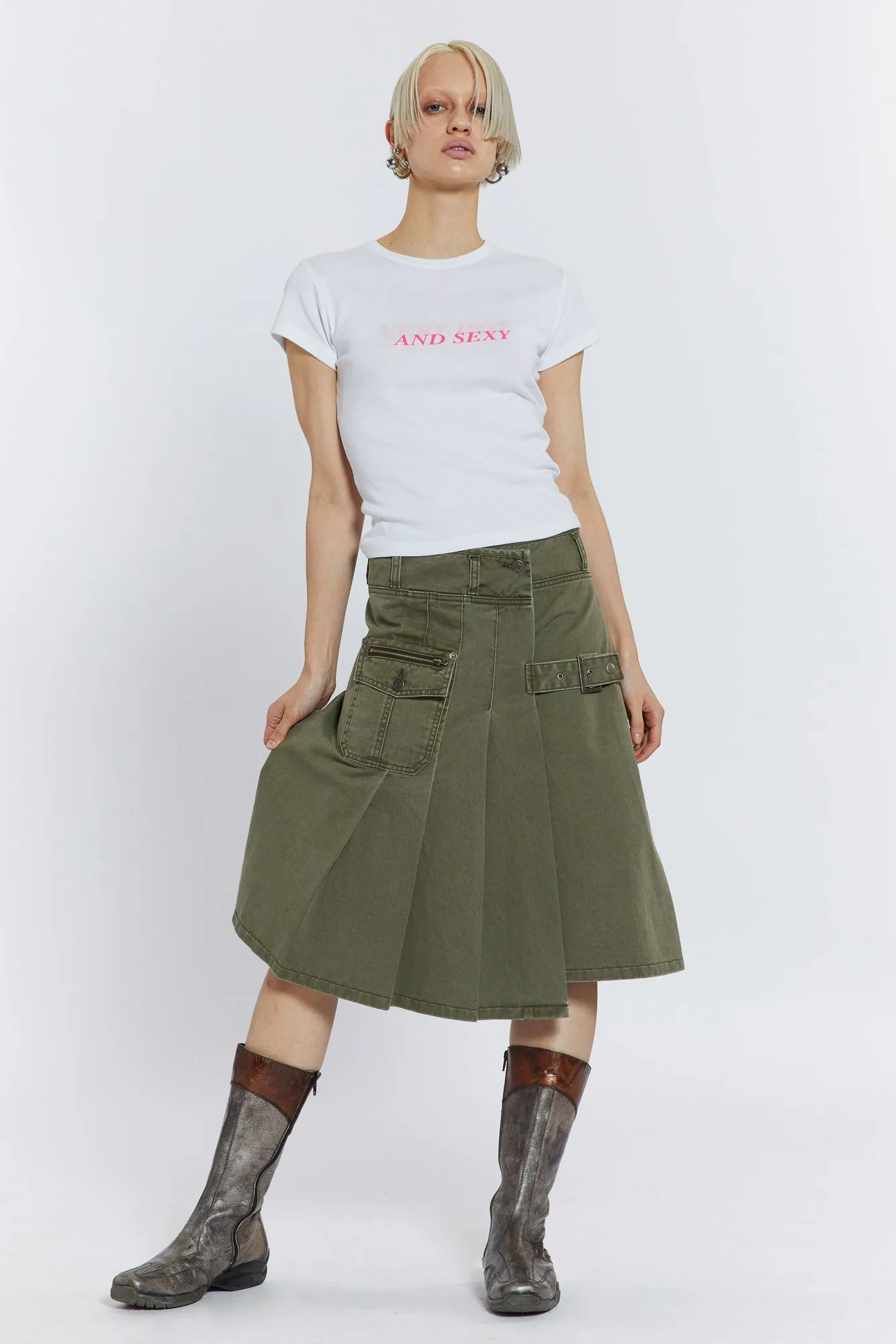 Very Hot Tee sold by Jaded London product image thumbnail 3