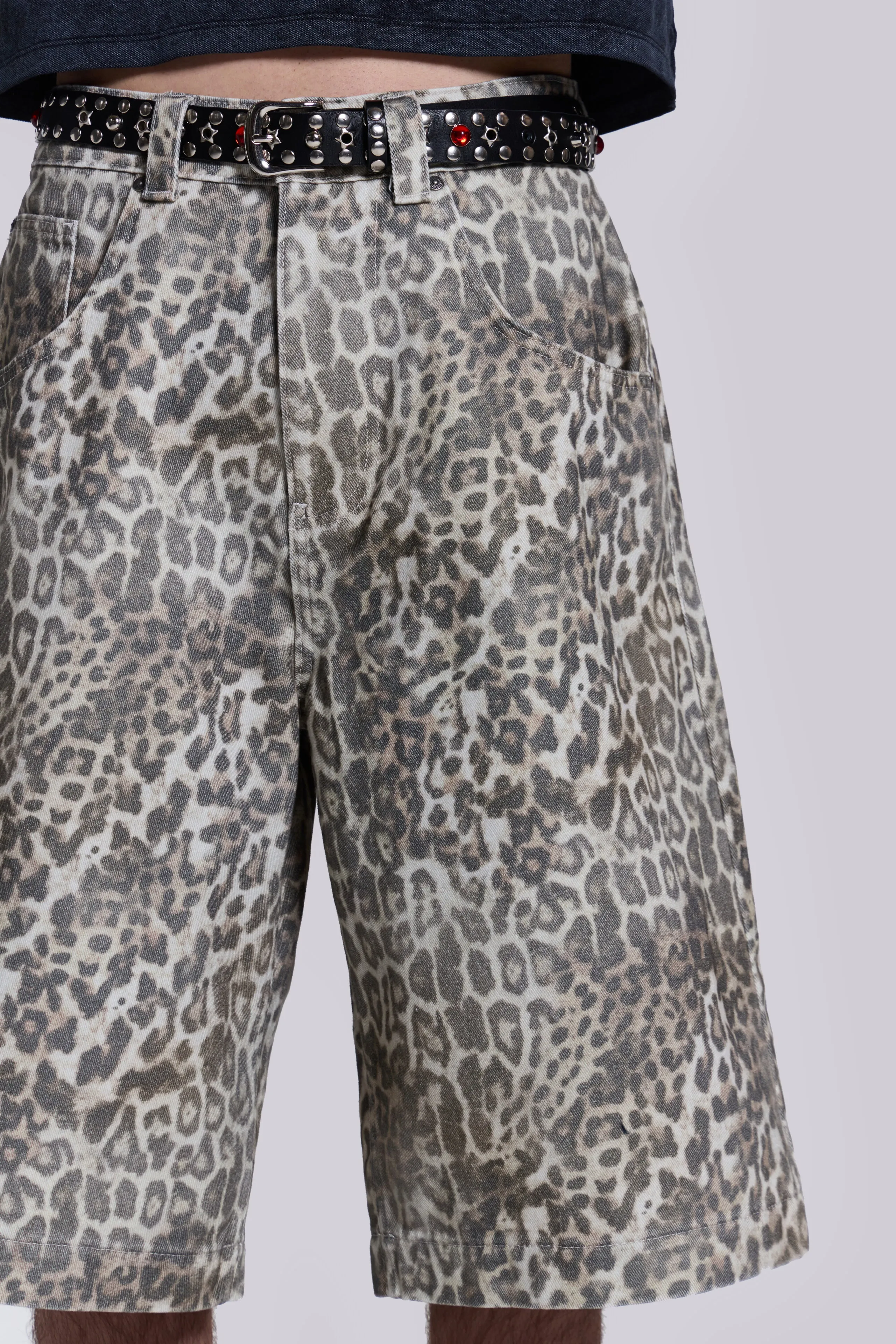 パンツ jaded london leopard fade colossus jorts Shop Leopard Fade Colossus Jorts | Jaded London | Clothing