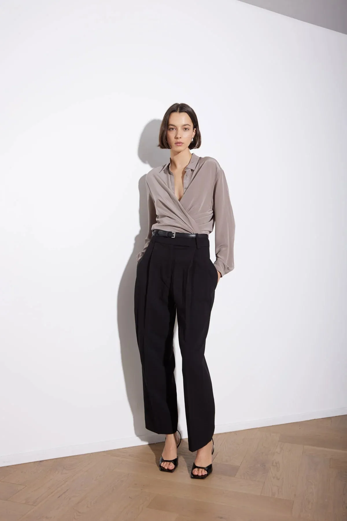 Knuefermann | Caruso Shirt - Truffle sold by Sister & Co product image thumbnail 4