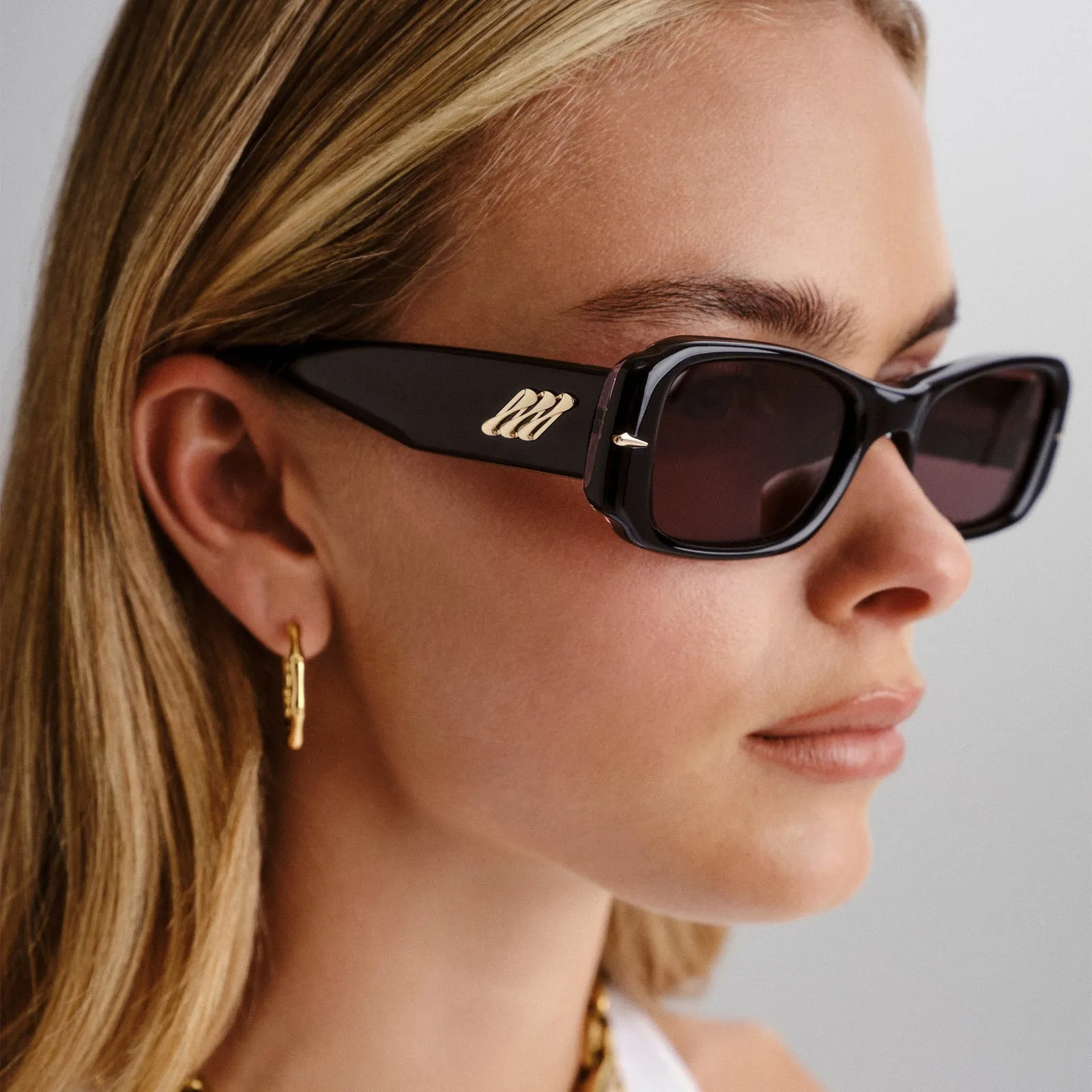 Le Specs | Numero Cuatro - Obsidian Black sold by Sisters & Co product image thumbnail 4