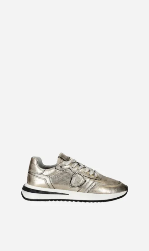 Philippe Model | Tropez 2.1 Low Womens - Metal Gold sold by Sisters & Co