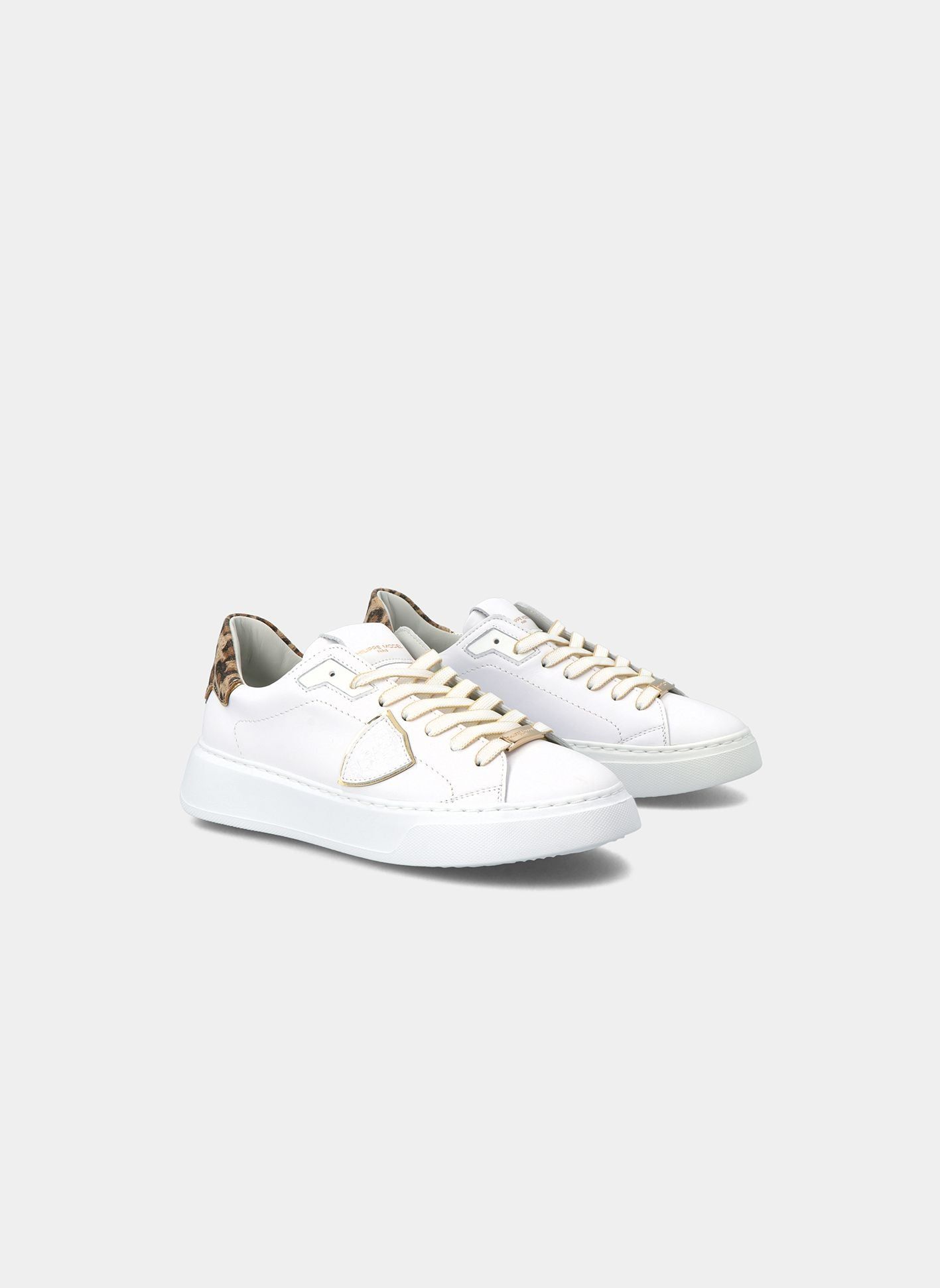 Philippe Model | Temple Low - Veau Metal Leo Blanc sold by Sister & Co product image thumbnail 2