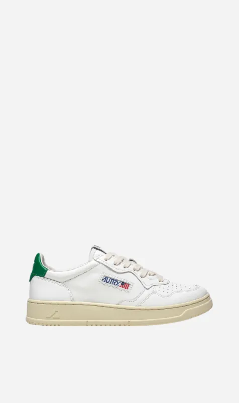 Autry | Medalist Low Sneakers - White/Green sold by Sister & Co