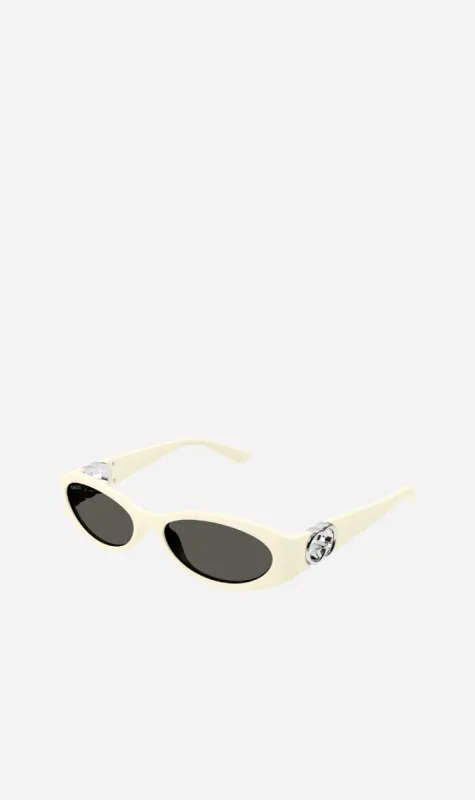 Gucci | G1660S004 - Ivory sold by Sister & Co
