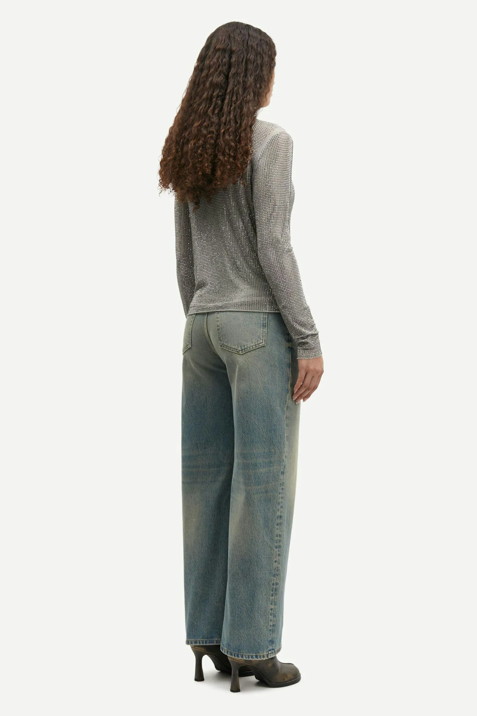 Samsoe Samsoe | Samagda Top - Light Grey sold by Sister & Co product image thumbnail 4