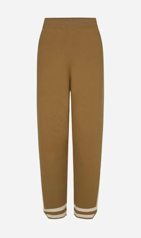 Nagnata | Romeo Trackpant 2.0 - Fennel sold by Sister & Co