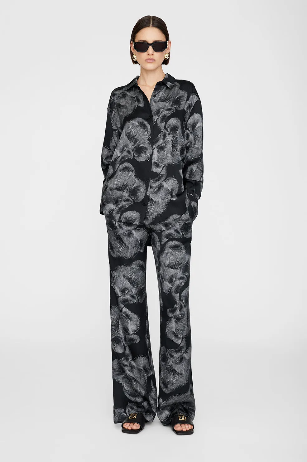 Anine Bing | Ria Slides Gold Hardware - Black sold by Sisters & Co product image thumbnail 2