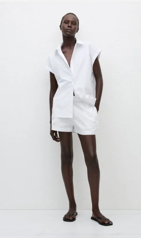 Matteau | Relaxed Sleeveless Shirt - White sold by Sister & Co
