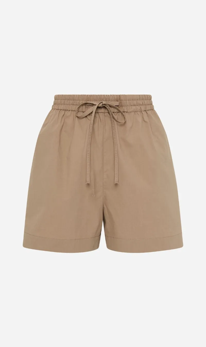 Matteau | Relaxed Short - Stone sold by Sister & Co