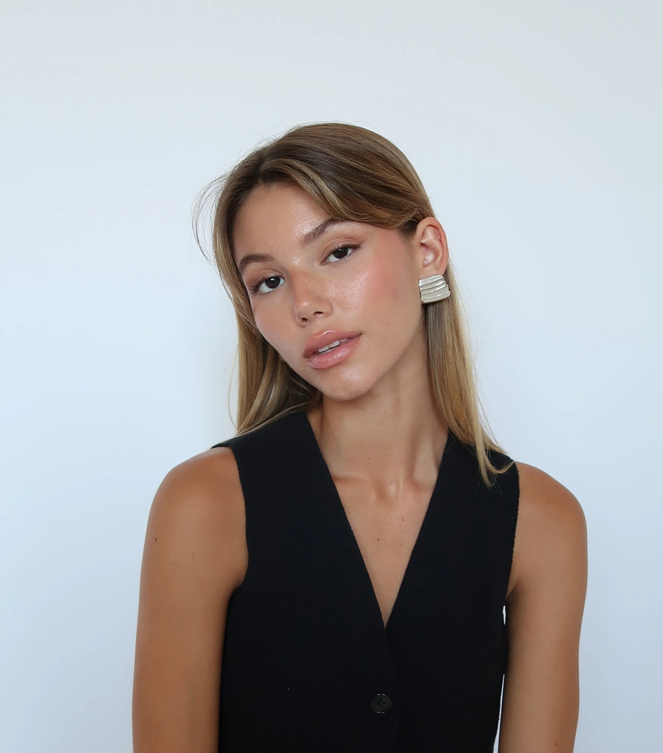 Heaven Mayhem | Vase Earrings - Silver sold by Sisters & Co product image thumbnail 2