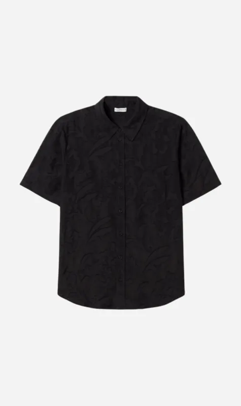Silk Laundry | Clip Silk Short Sleeve Boyfriend Shirt - Tulipa Black sold by Sister & Co