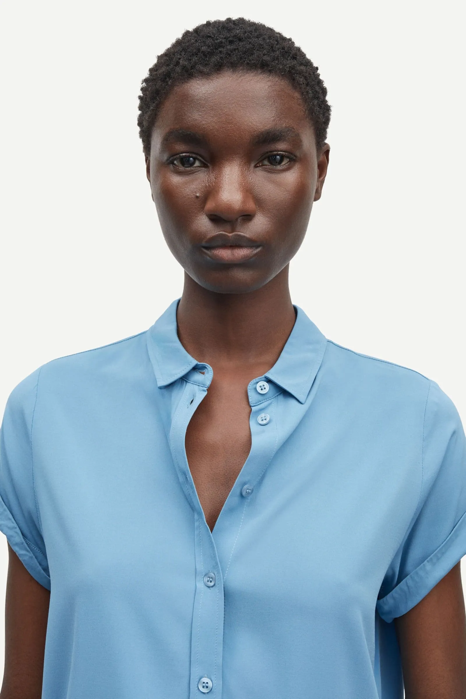 Samsoe Samsoe | Majan Short Sleeve Shirt - Blue Heaven sold by Sister & Co product image thumbnail 3