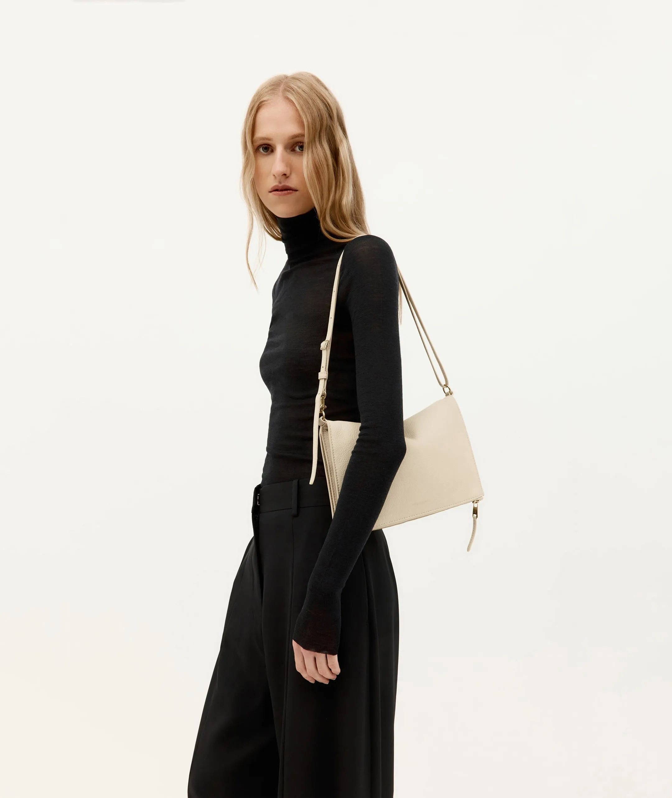 Deadly Ponies | Mr Komodo - Eraser sold by Sisters & Co product image thumbnail 2