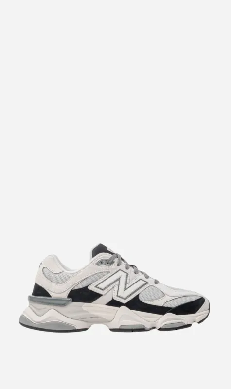 New Balance | 9060 - Black with reflection sold by Sister & Co