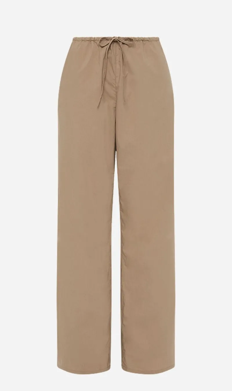 Matteau | Drawcord Pant - Stone sold by Sisters & Co