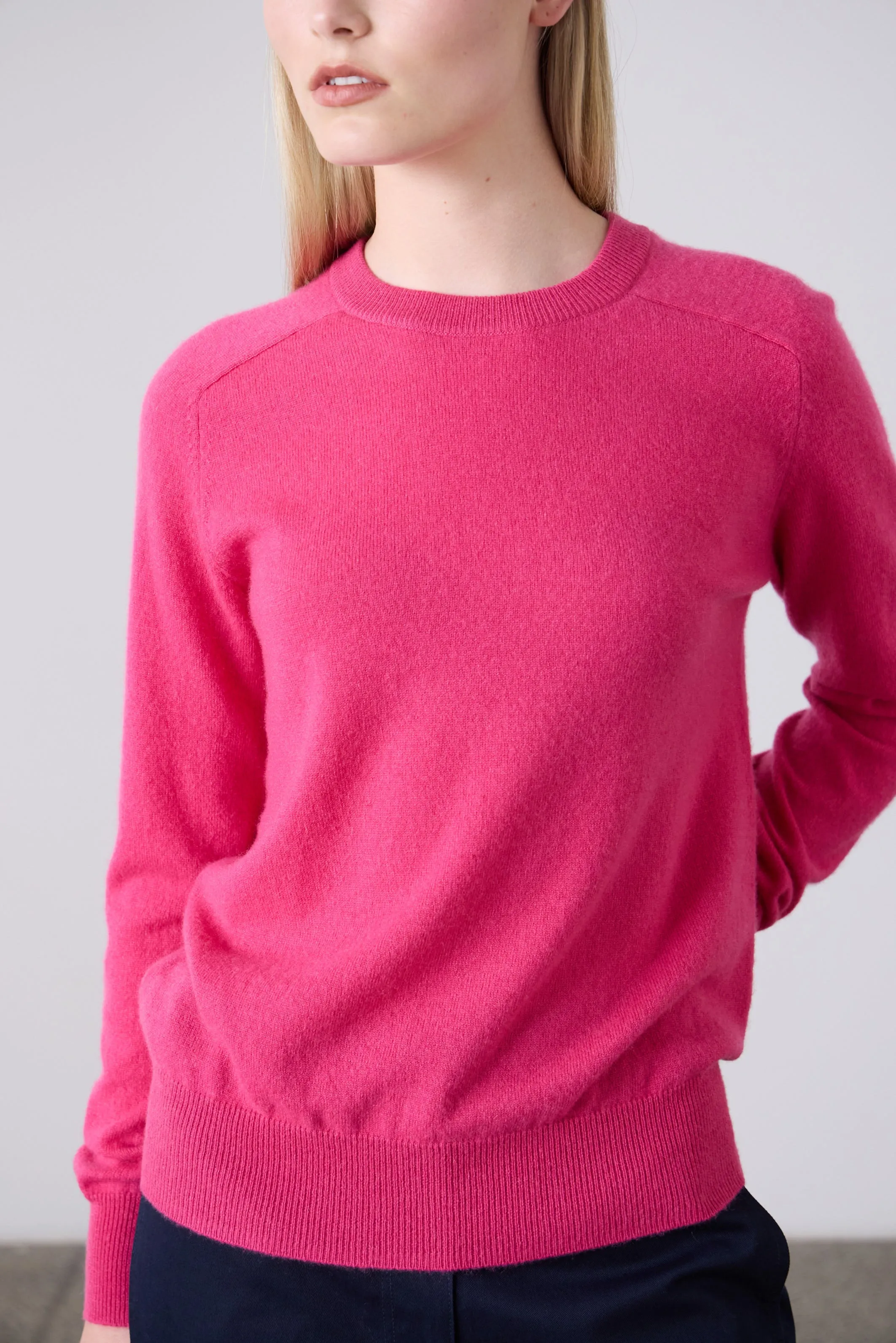 Laing | Sam Cashmere Crew - Elsa Pink sold by Sisters & Co product image thumbnail 3