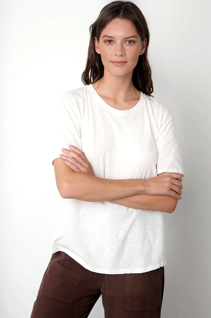 Velvet | Tera 04 - White sold by Sisters & Co