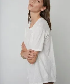 Velvet | Tera 04 - White sold by Sisters & Co product image thumbnail 2