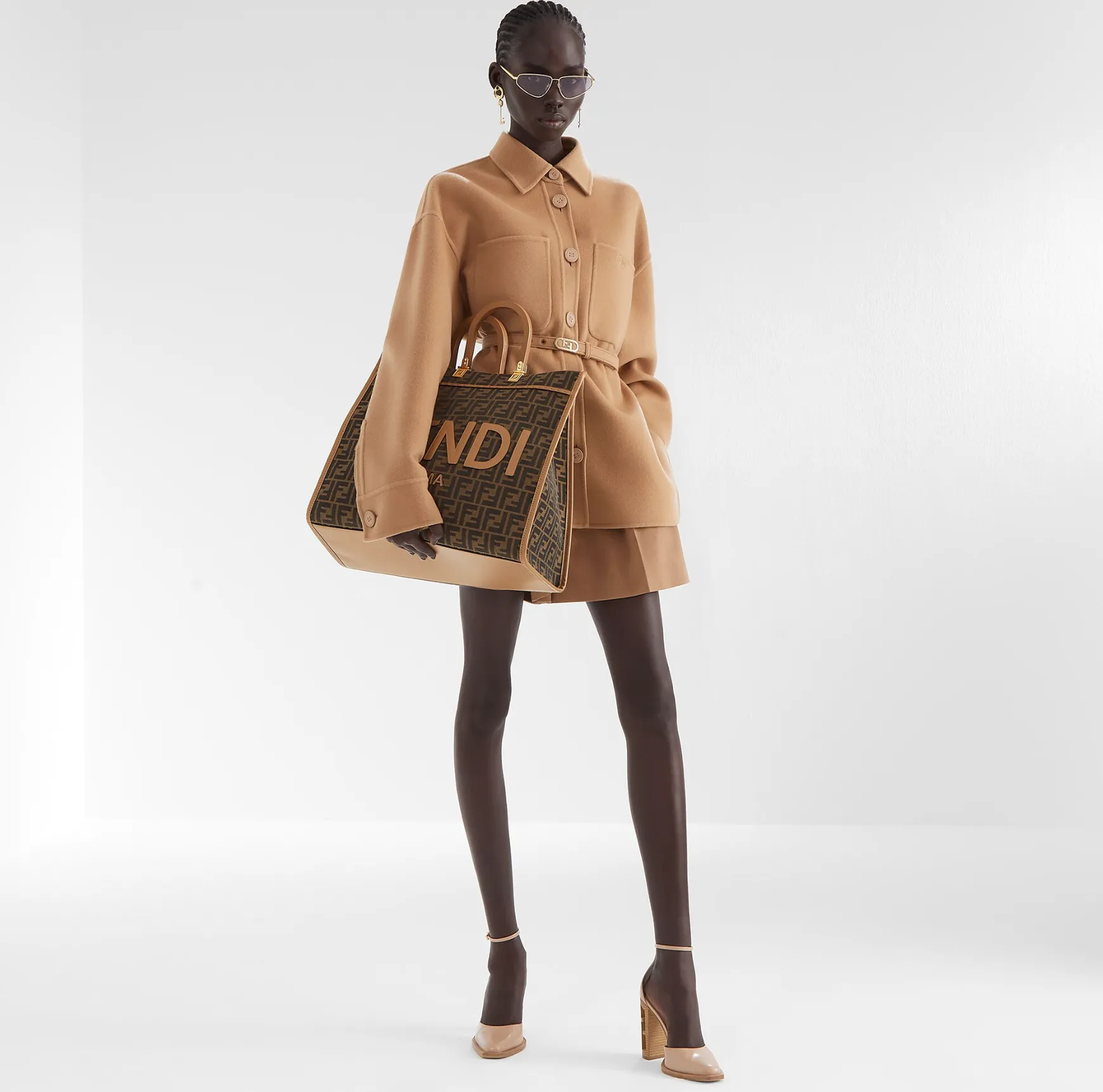 Fendi | FE40068U6030E sold by Sisters & Co product image thumbnail 4