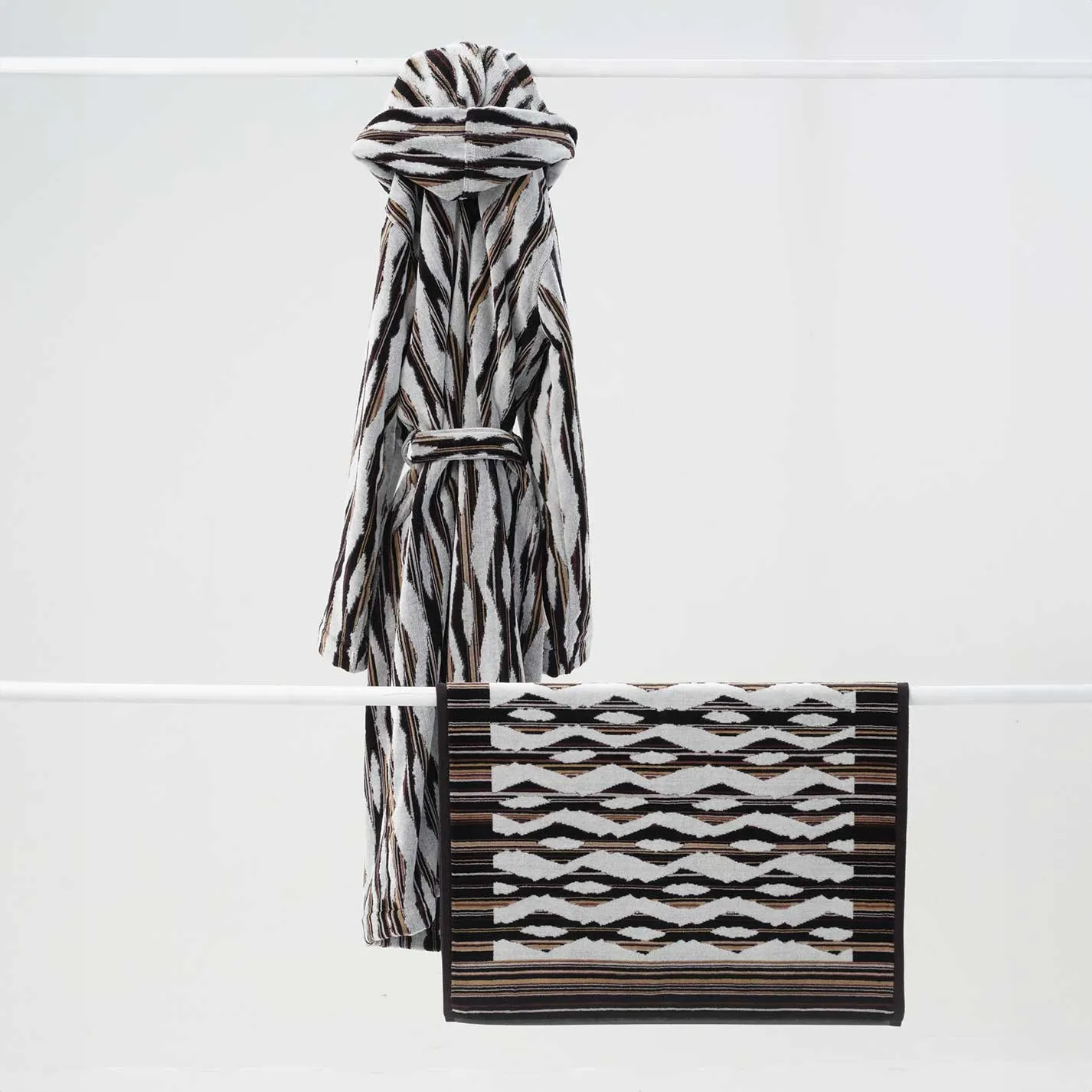 Innate | Hooded Bathrobe - Ripple Dark sold by Sisters & Co product image thumbnail 3