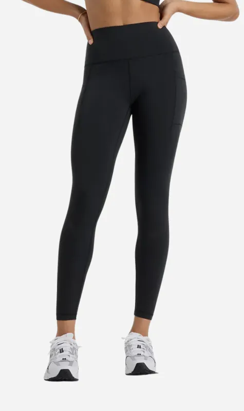 New Balance | Sleek Pocket High Rise Legging 25 Inch - Black sold by Sister & Co