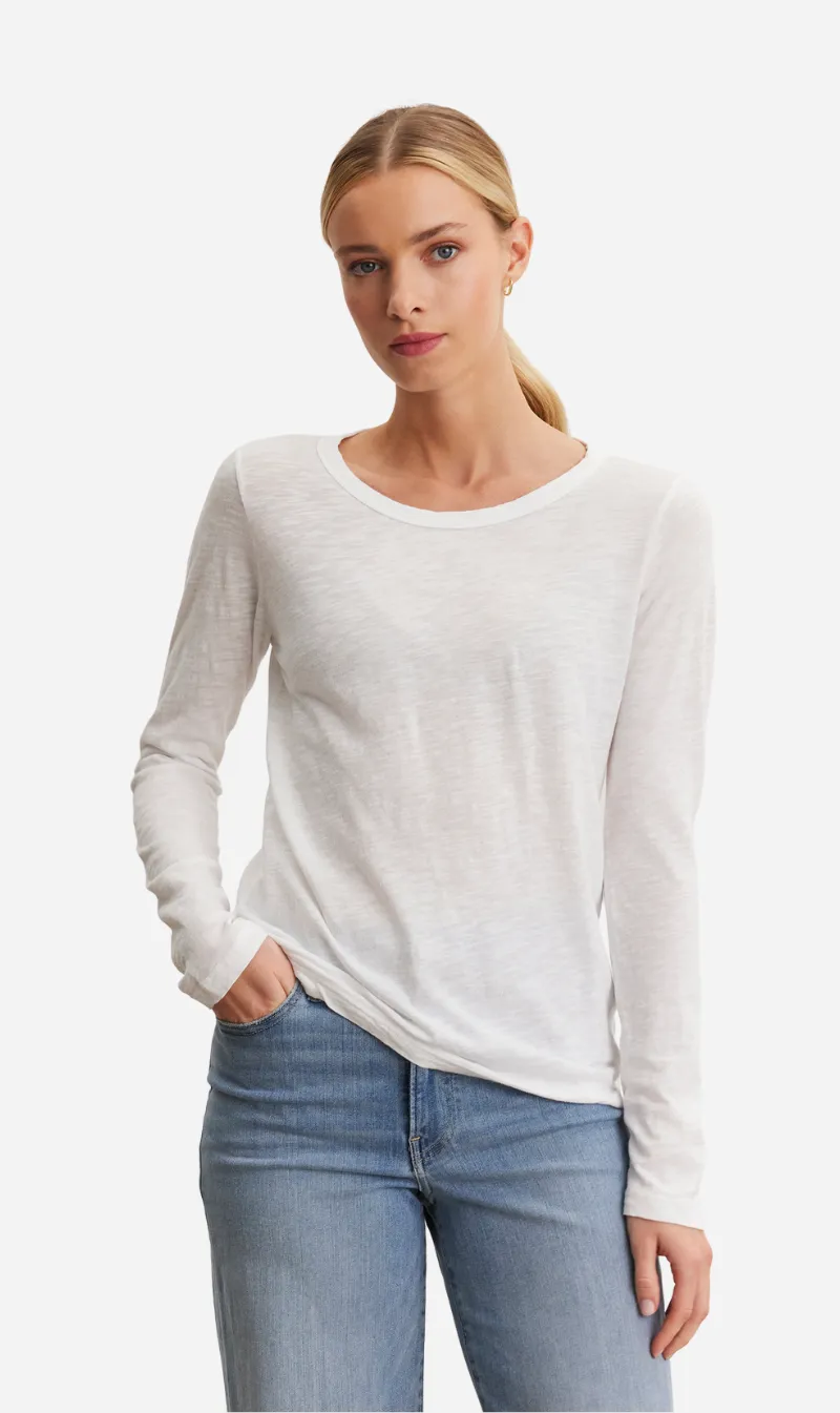 Velvet | Lizzie 03 - White sold by Sisters & Co