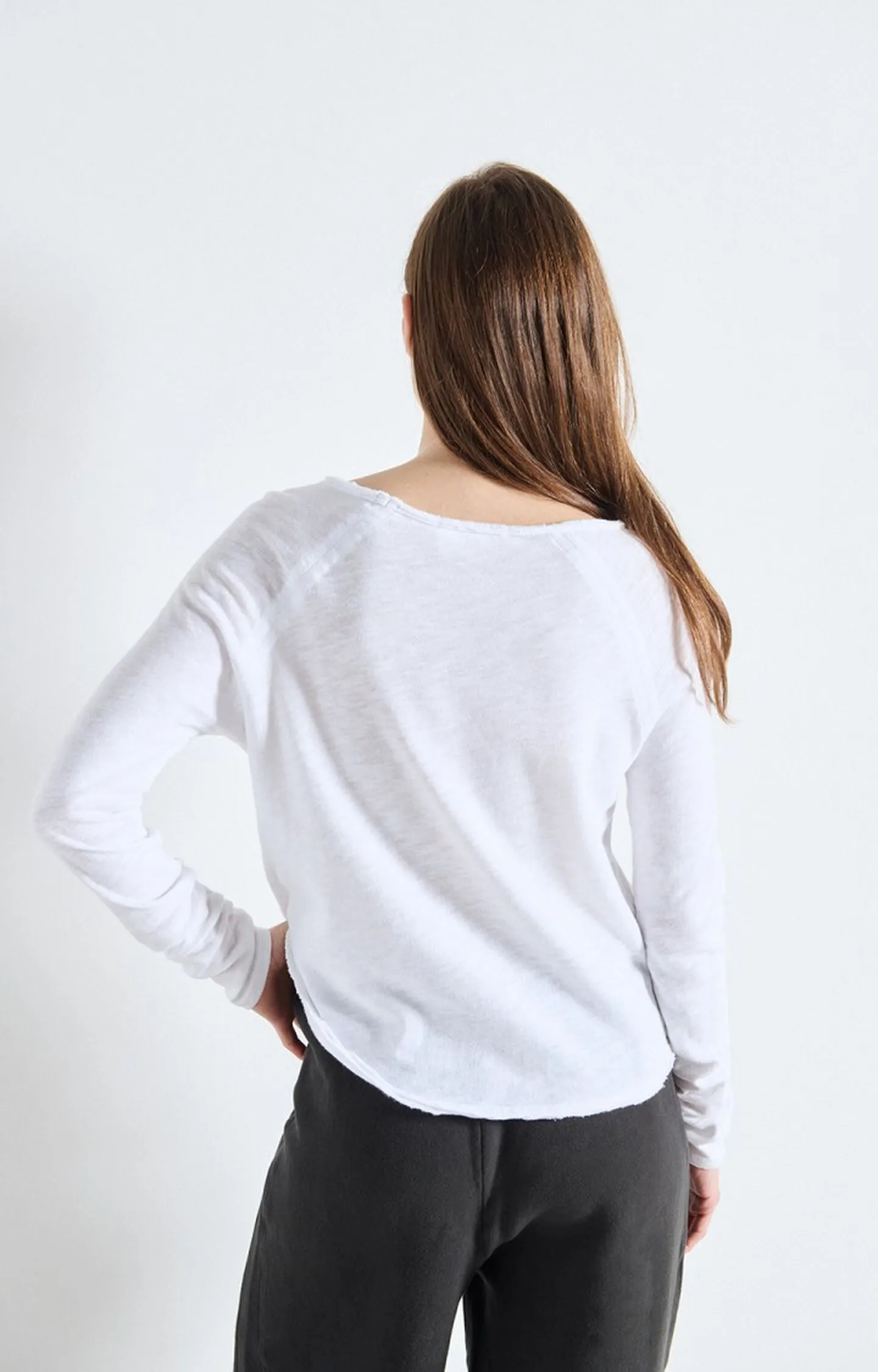 American Vintage | Sonoma L/S T.Shirt - White sold by Sisters & Co product image thumbnail 3