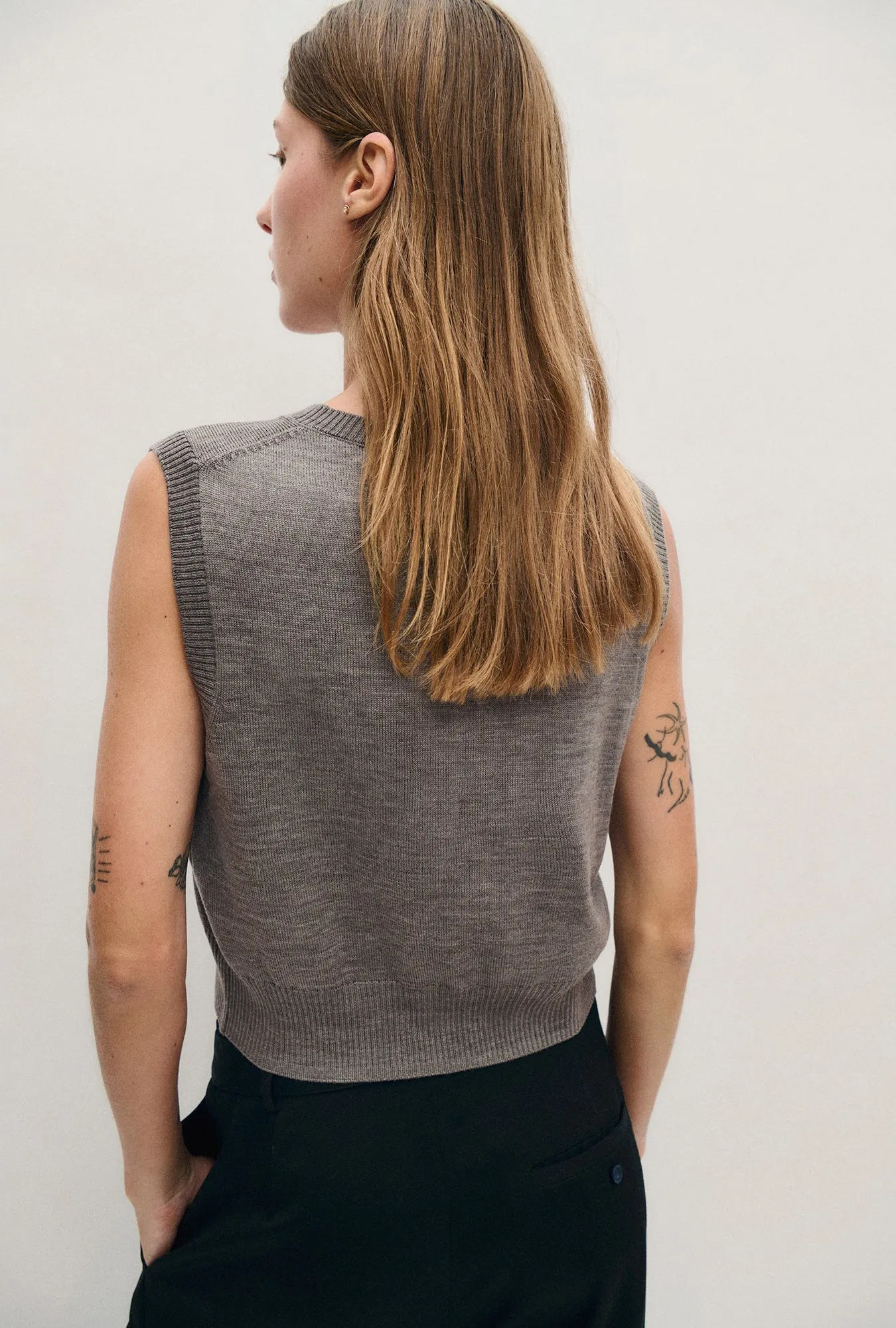 Silk Laundry | V Neck Sweater - Pearl sold by Sisters & Co product image thumbnail 3