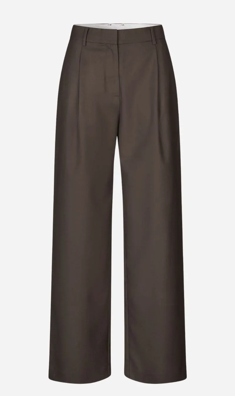 Samsoe Samsoe | Saagneta Trousers - Black Coffee sold by Sisters & Co