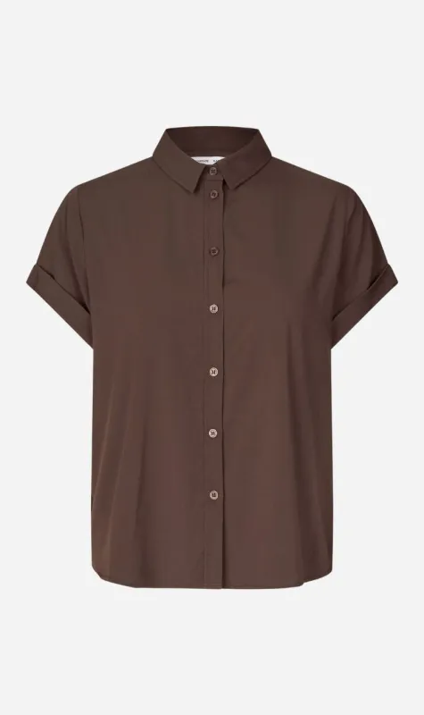 Samsoe Samsoe | Majan SS Shirt - Black Coffee sold by Sister & Co