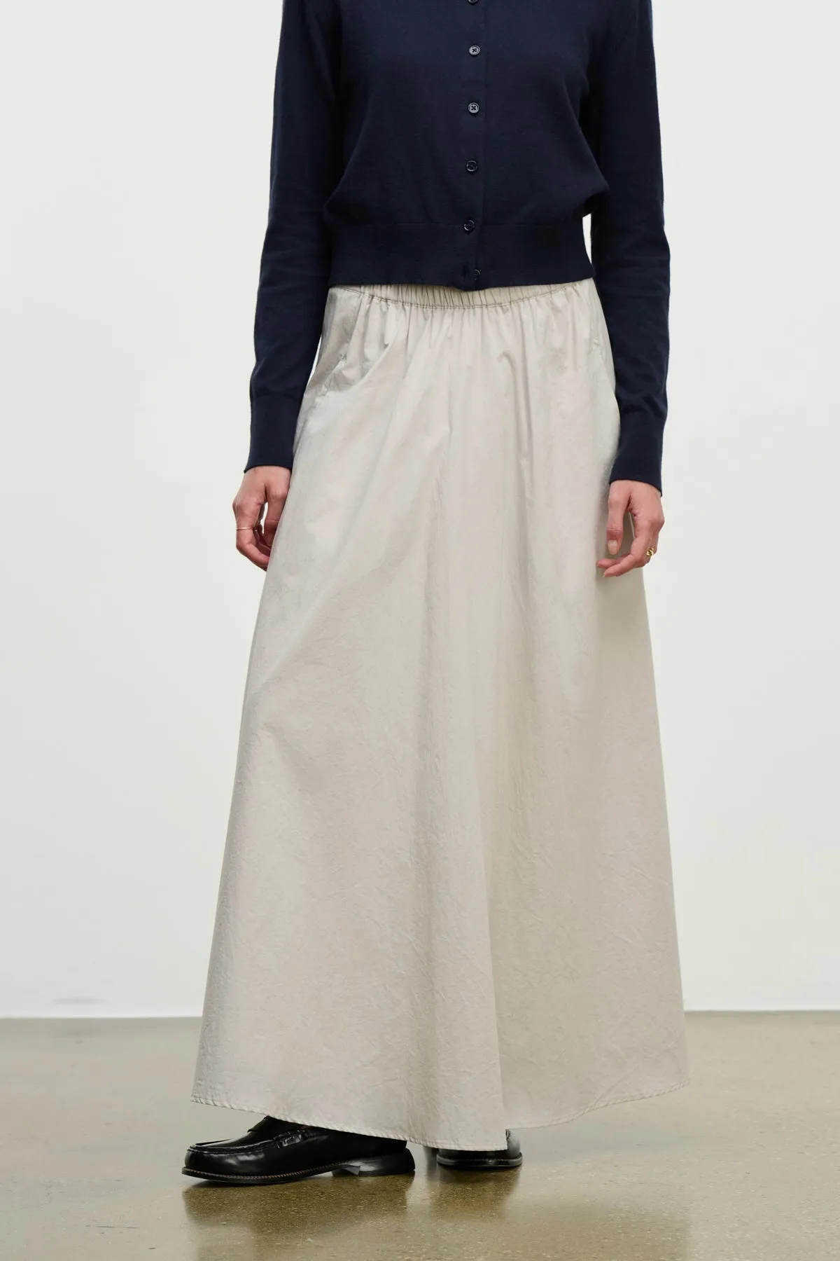 Velvet | Filla 07 - Cement sold by Sisters & Co product image thumbnail 2