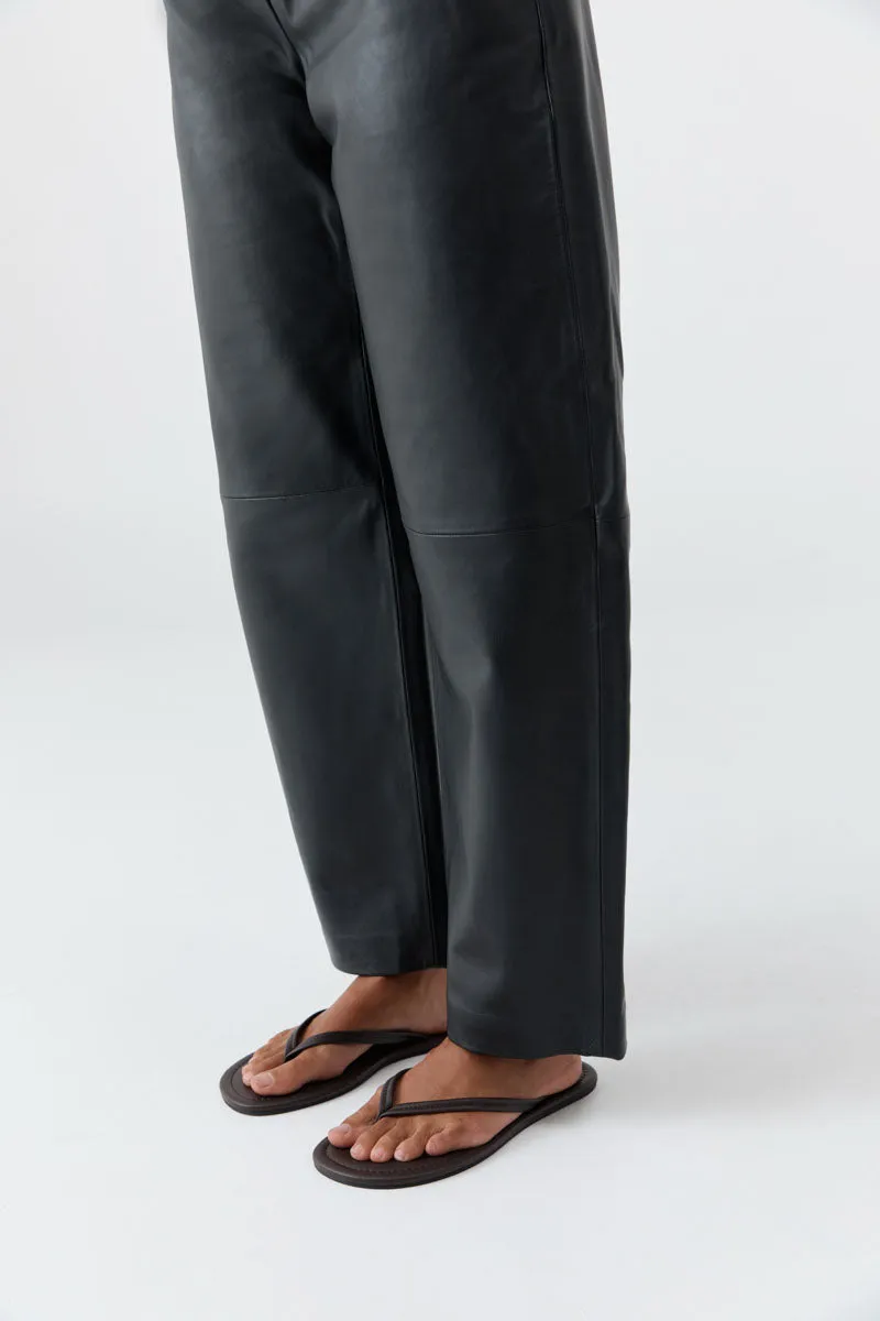 St Agni | Thong Detail Slide - Coffee sold by Sisters & Co product image thumbnail 4