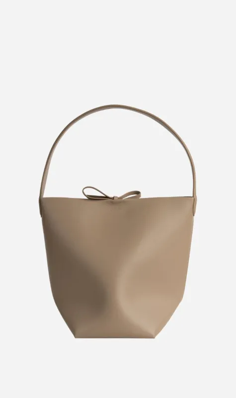 La Tribe | Everyday Bag Medium - Mushroom sold by Sister & Co