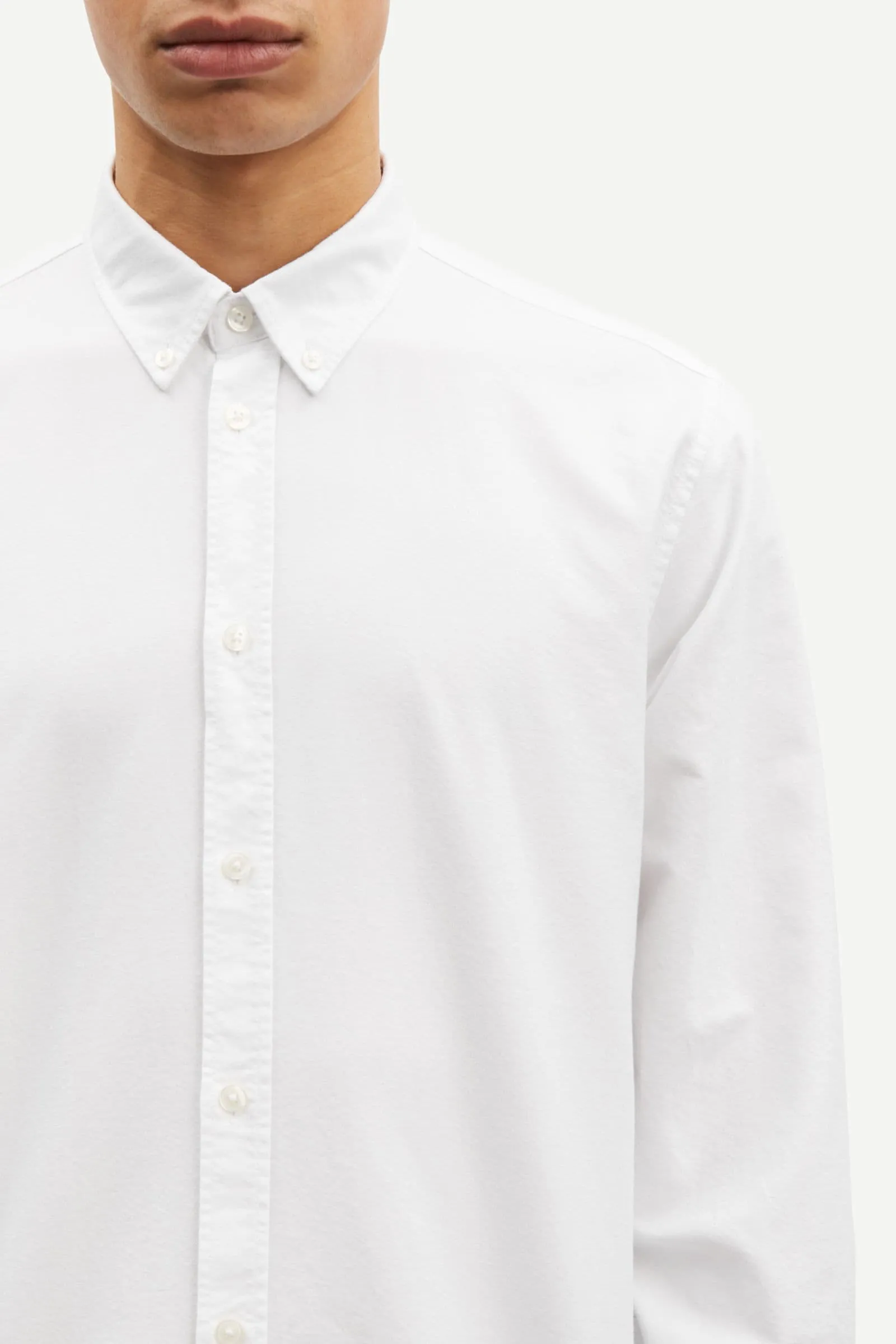 Samsoe Samsoe | Saliam BX Shirt - White sold by Sisters & Co product image thumbnail 4