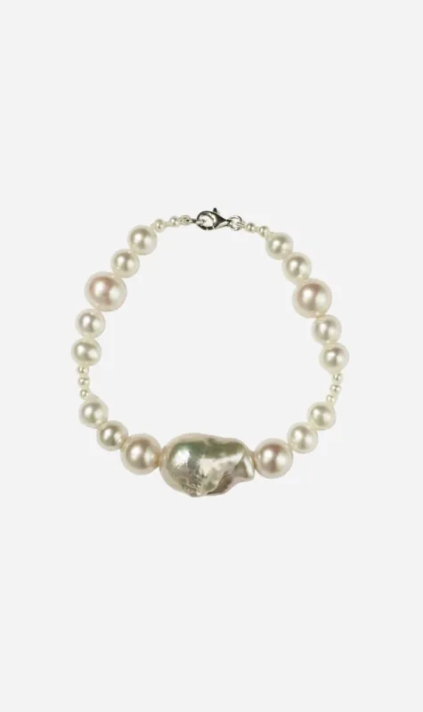 Meadowlark | Bon Bon Pearl Bracelet - Silver sold by Sister & Co