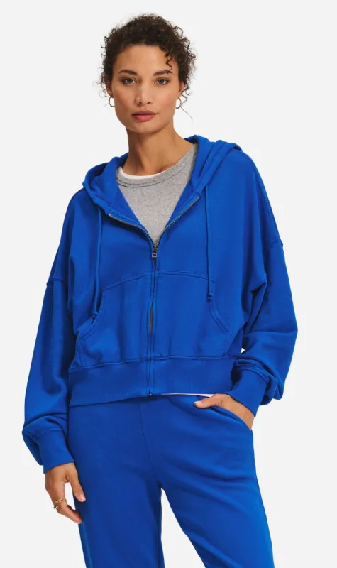 Velvet | Highland 07 - Island sold by Sisters & Co