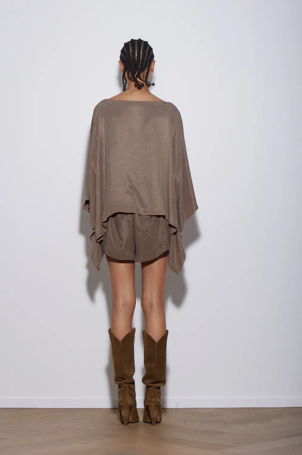 Knuefermann | Everyday Shorts - Sedona Sand sold by Sisters & Co product image thumbnail 4