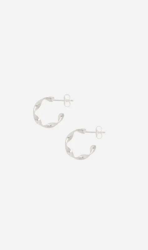La Tribe | Twisted Hoop Small - Silver sold by Sisters & Co
