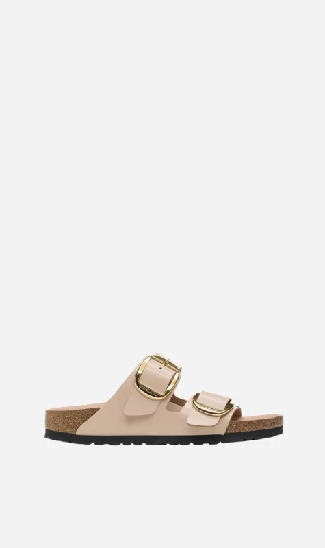 Birkenstock | Arizona Big Buckle High Shine Regular - New Beige sold by Sisters & Co
