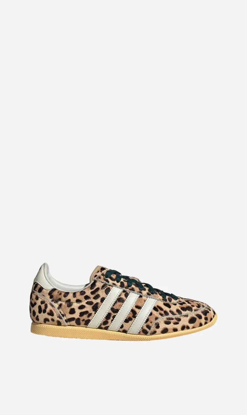 Adidas | Japan - Magic Beige / Ivory / Aurora Ivy sold by Sisters & Co