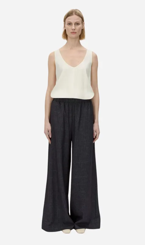 Camilla and Marc | Antony Pant - Denim Navy made by camilla & marc
