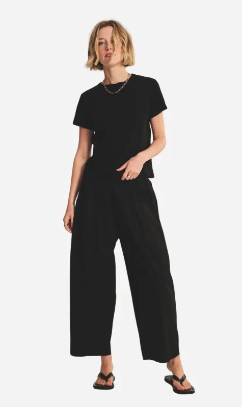 Velvet | Easton 07 - Black sold by Sisters & Co