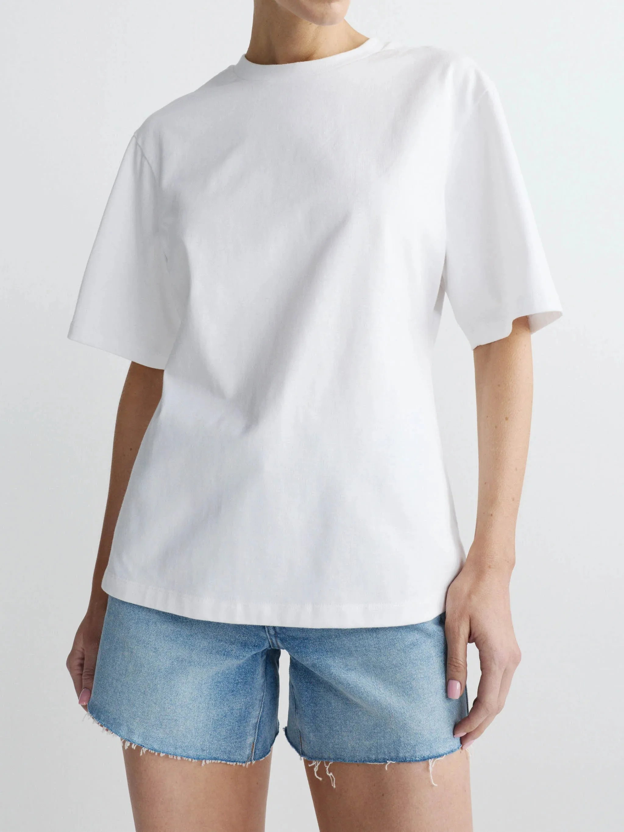 DL1961 | Girlfriend Tee - White sold by Sisters & Co product image thumbnail 2