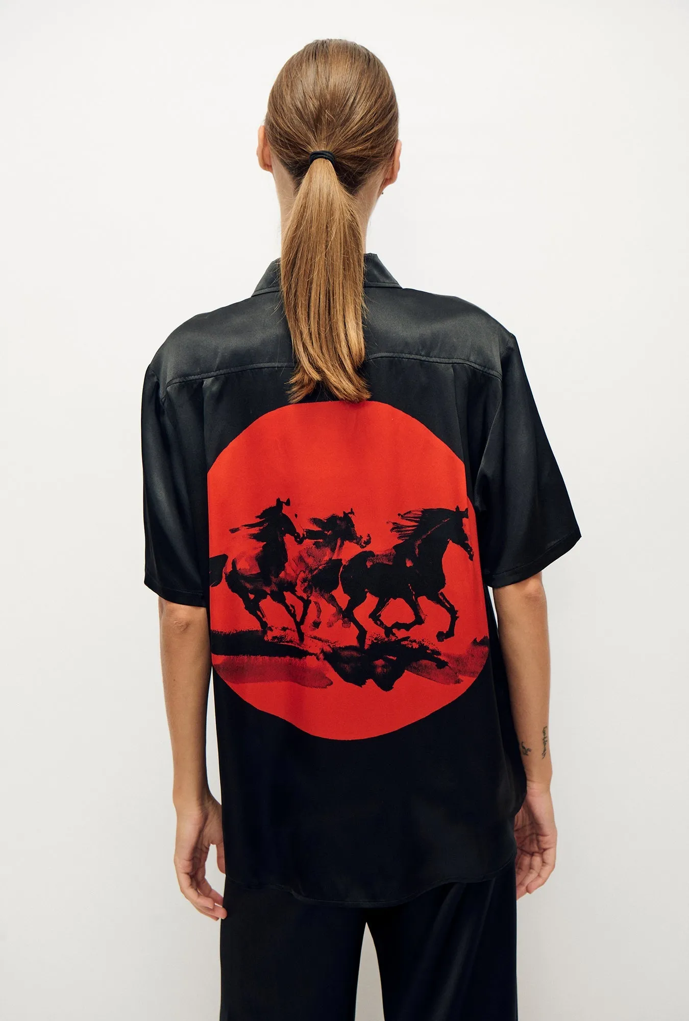 Silk Laundry | Short Sleeve Boyfriend Shirt - Year Of The Horse sold by Sisters & Co product image thumbnail 5