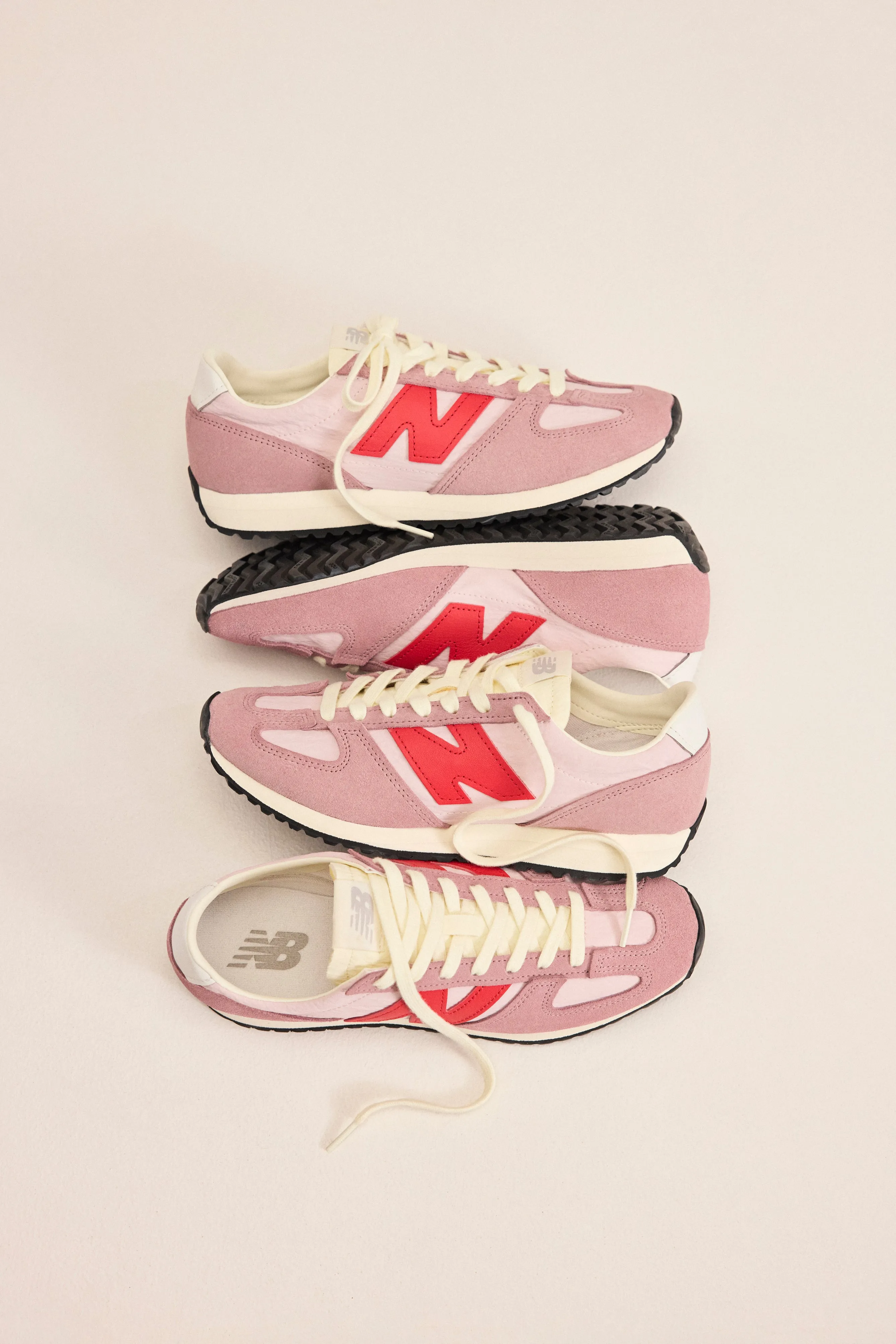 New Balance | U4716SA sold by Sisters & Co product image thumbnail 3