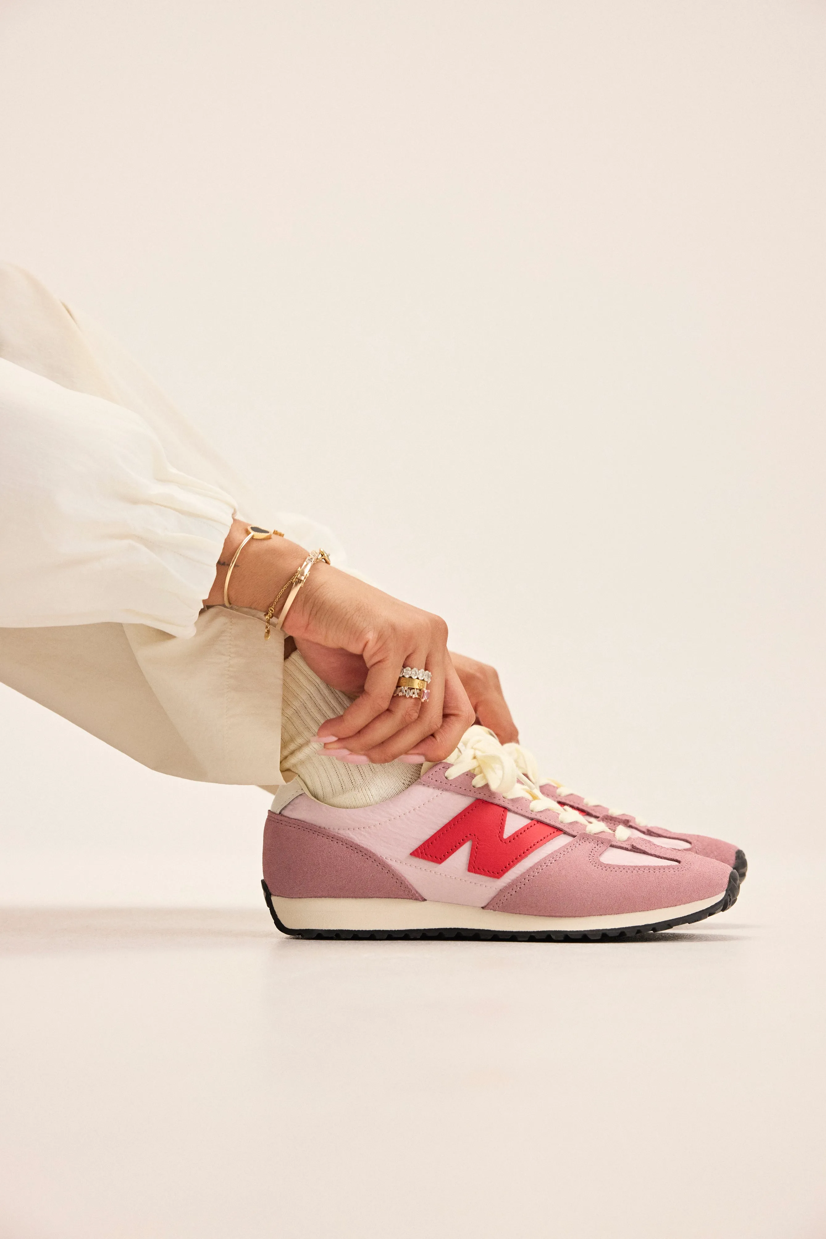 New Balance | U4716SA sold by Sisters & Co product image thumbnail 2