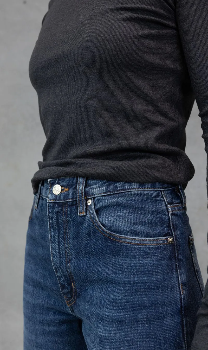 Frame Denim | The Bow (Clean) - Acumen sold by Sisters & Co product image thumbnail 5