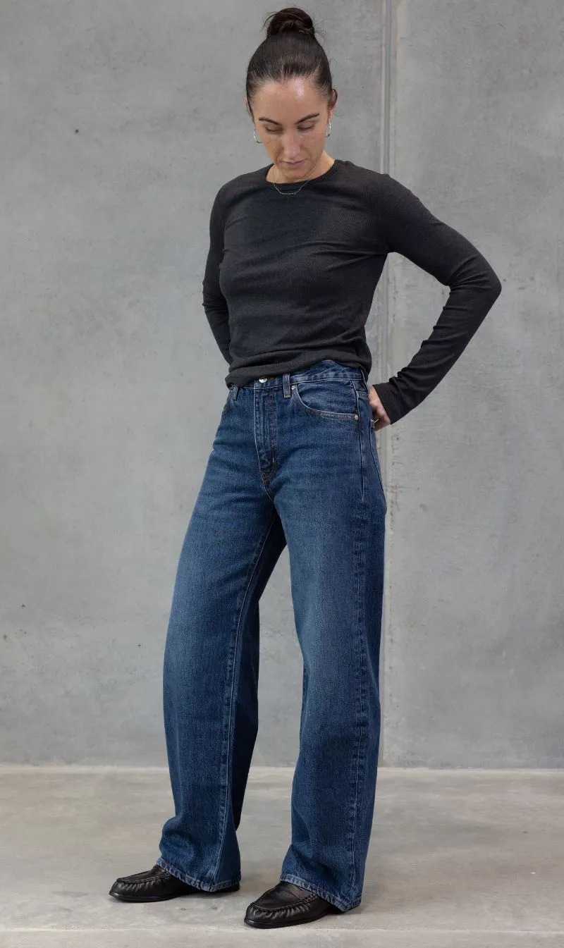 Frame Denim | The Bow (Clean) - Acumen sold by Sisters & Co product image thumbnail 2