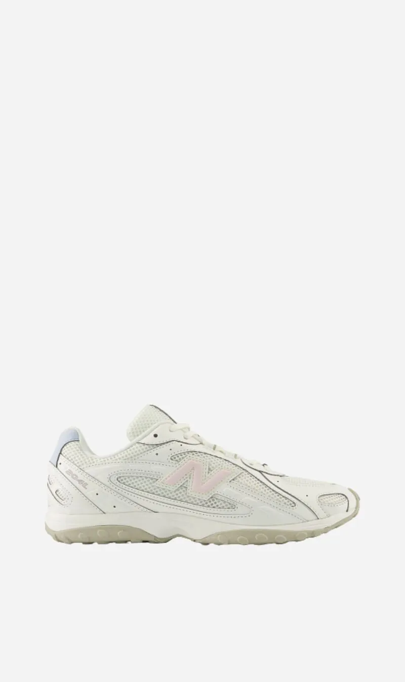 New Balance | 204L - Beige sold by Sisters & Co