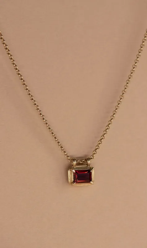 Zoe & Morgan | Naia Necklace - Gold Rhodolite Garnet made by Sisters & Co